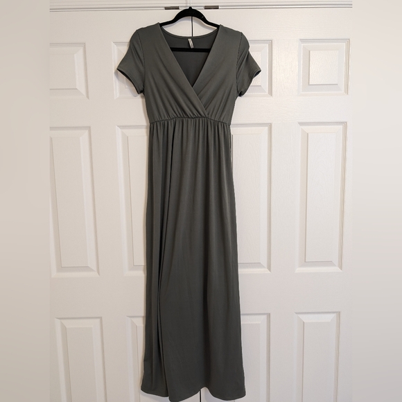 Mother Bee Maternity Dresses & Skirts - Mother Bee Maternity Sage Green Maxi Dress